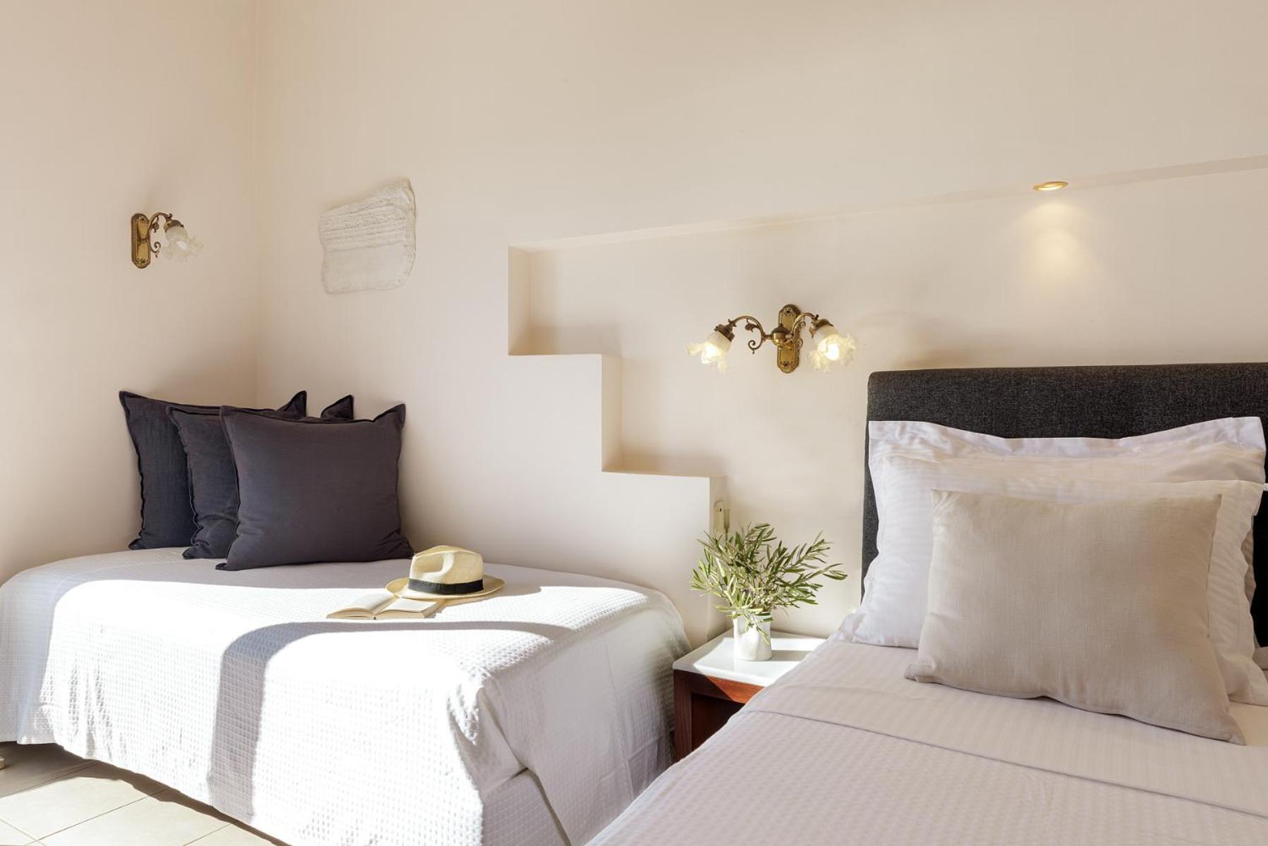 Aneroussa Beach Hotel Mpatsi Eksteriør billede