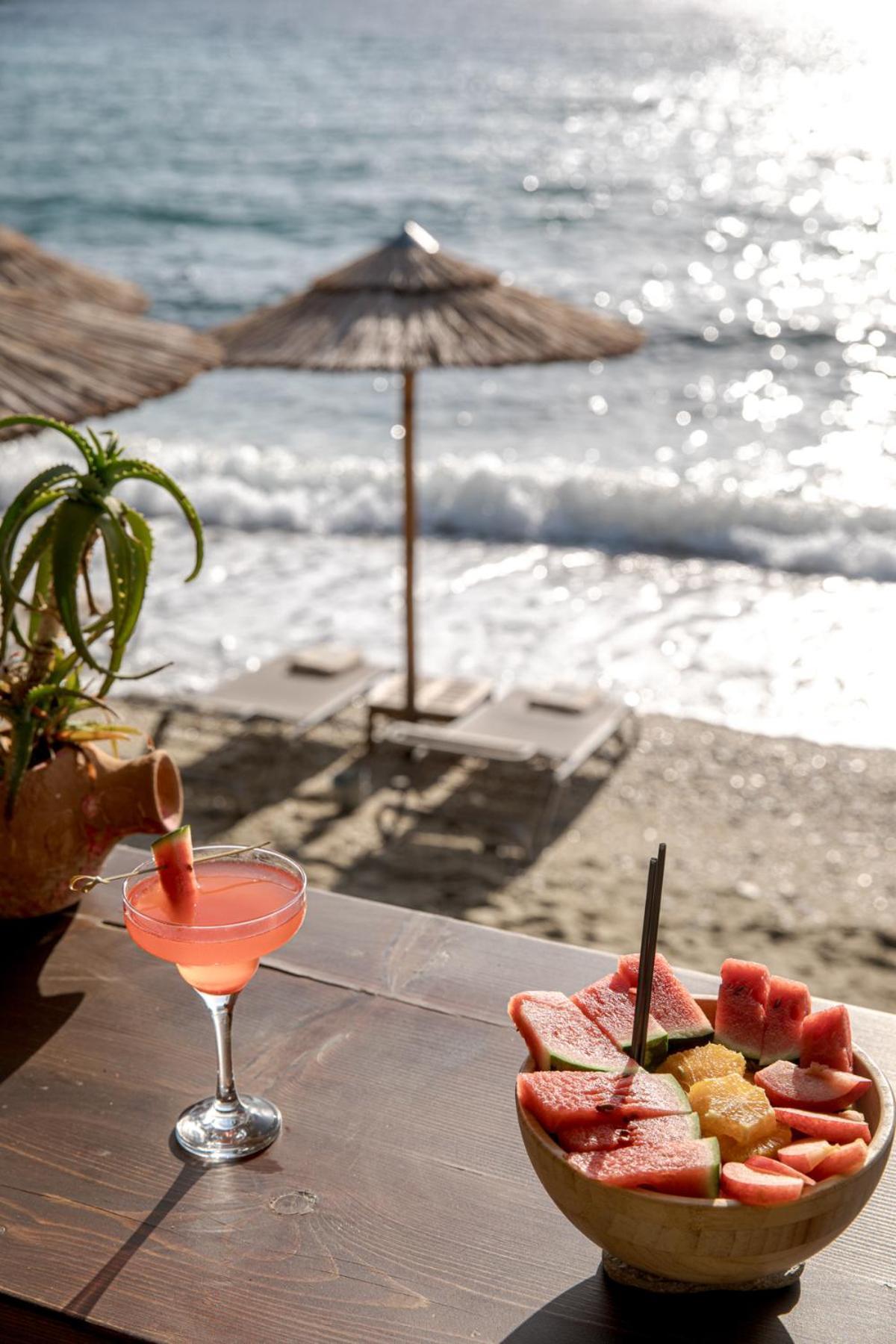 Aneroussa Beach Hotel Mpatsi Eksteriør billede
