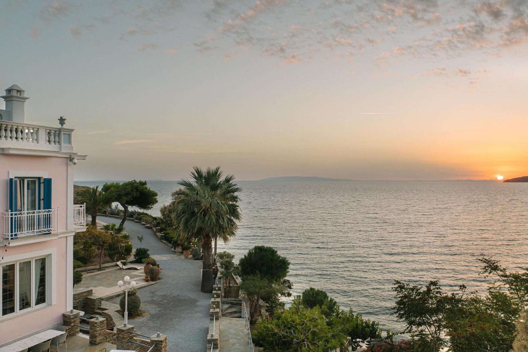 Aneroussa Beach Hotel Mpatsi Eksteriør billede
