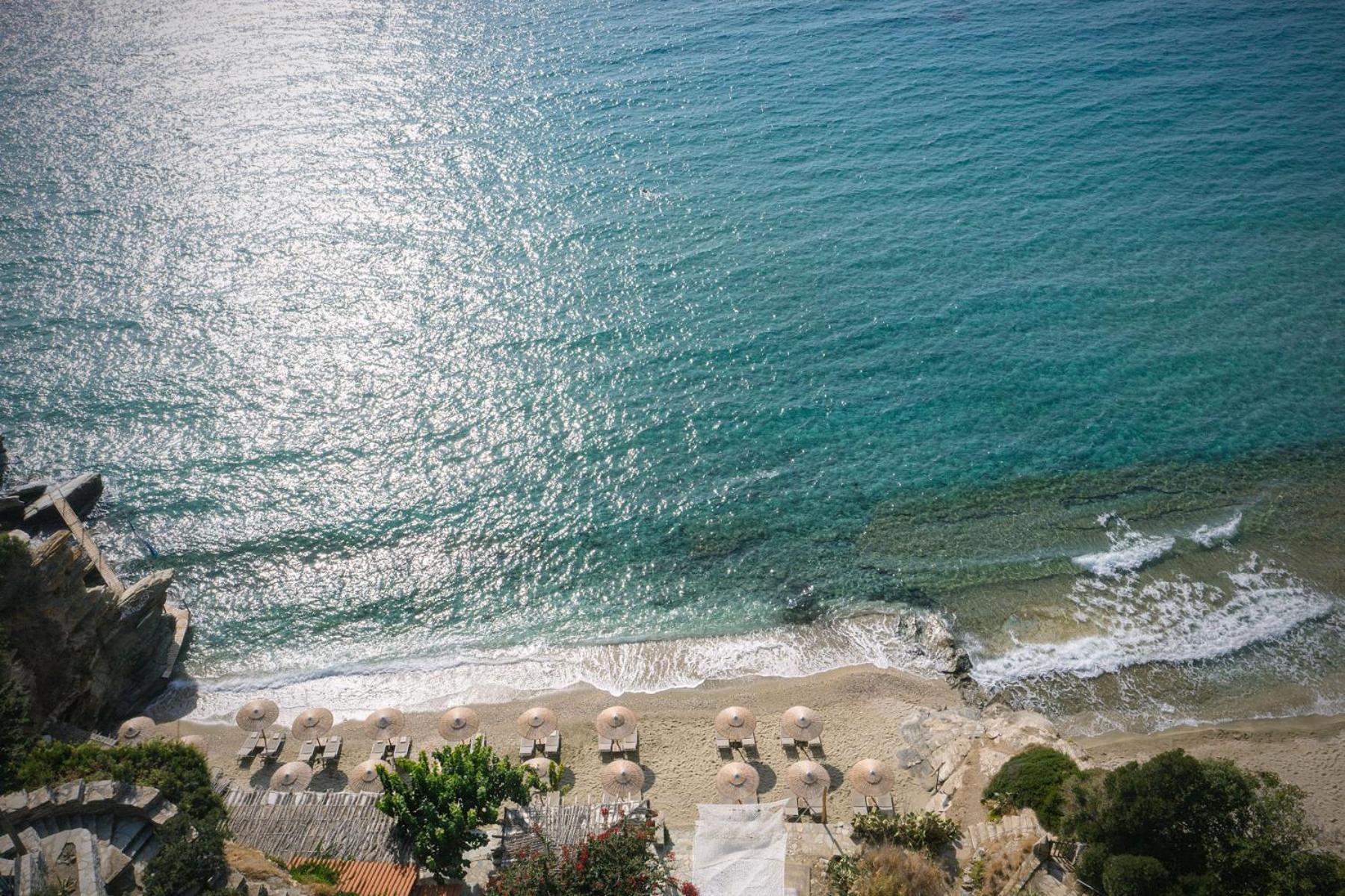 Aneroussa Beach Hotel Mpatsi Eksteriør billede